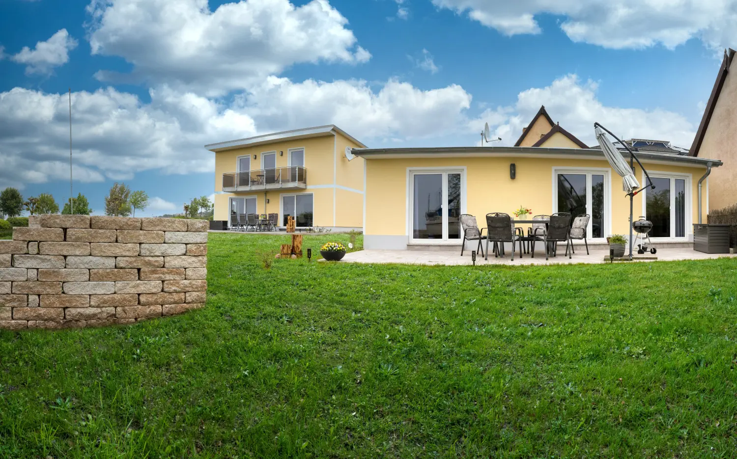 Wasserblick Loddin – Ferienhaus „Haus Seebrise“ – Außenansicht